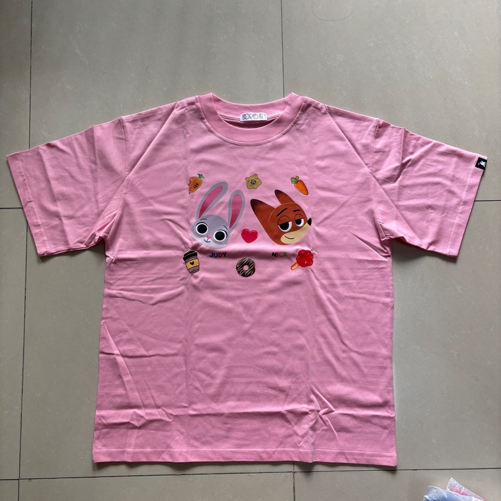 New Tshirt Light Pink Graphic Judy Hopps, Nick Wilde, Zootopia Unisex Adults L